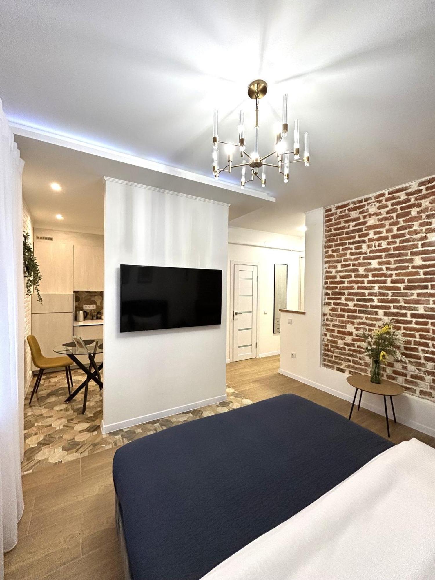 Modern Apartment, 100M To Opera إلفيف المظهر الخارجي الصورة